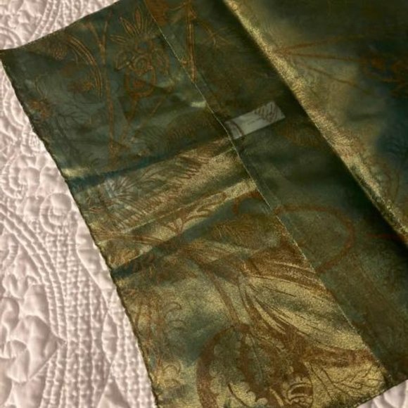Westside Green & Gold Sheer Indian Pillowcases Matching Pair - Picture 6 of 6
